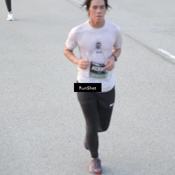 Runner Photo 6828006