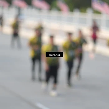 Runner Photo 6828010