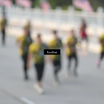 Runner Photo 6828012