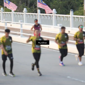 Runner Photo 6828026