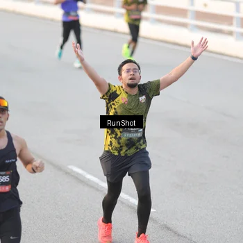 Runner Photo 6828031