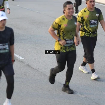Runner Photo 6828055