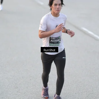 Runner Photo 6828061