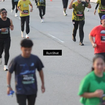 Runner Photo 6828072