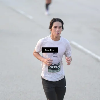 Runner Photo 6828081
