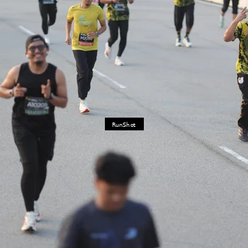Runner Photo 6828090