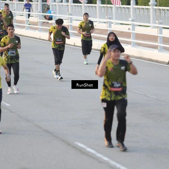 Runner Photo 6828092