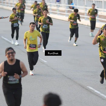 Runner Photo 6828095