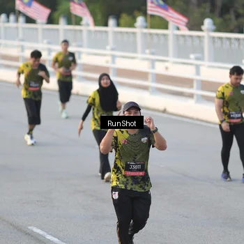 Runner Photo 6828098