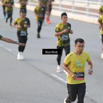 Runner Photo 6828119