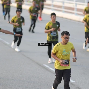 Runner Photo 6828120
