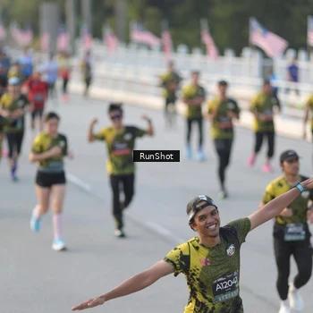 Runner Photo 6828129