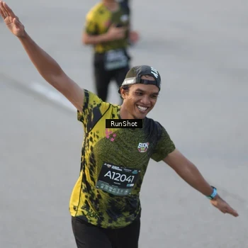 Runner Photo 6828137