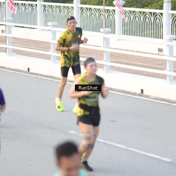 Runner Photo 6828138