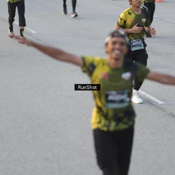 Runner Photo 6828139