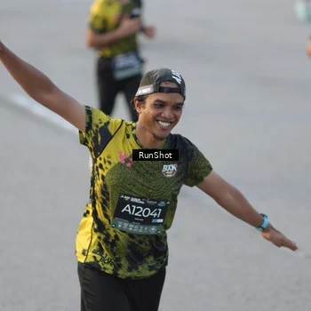 Runner Photo 6828140
