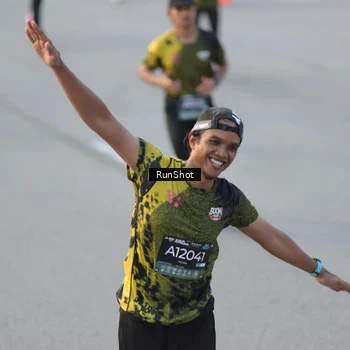 Runner Photo 6828142