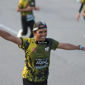 Runner Photo 6828144
