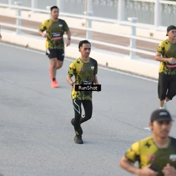 Runner Photo 6828161