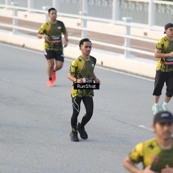 Runner Photo 6828163