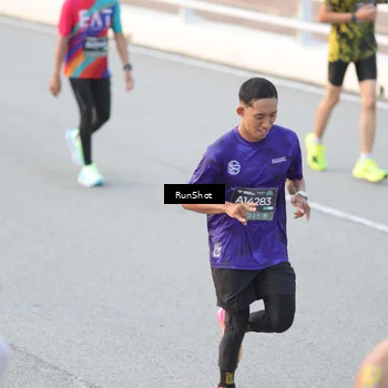 Runner Photo 6828181