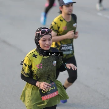 Runner Photo 6828210