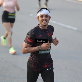 Runner Photo 6828224