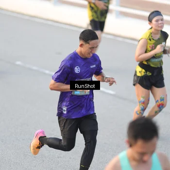 Runner Photo 6828230