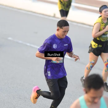 Runner Photo 6828239