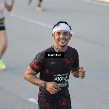 Runner Photo 6828241