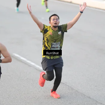 Runner Photo 6828242