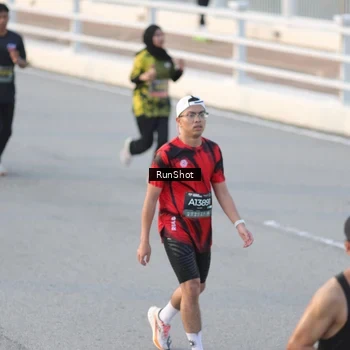 Runner Photo 6828259