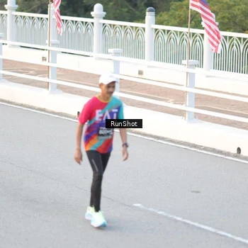 Runner Photo 6828261