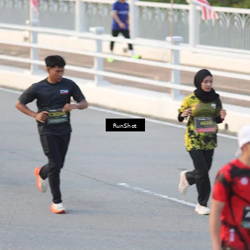 Runner Photo 6828276