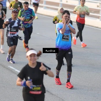 Runner Photo 6828282