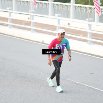 Runner Photo 6828297