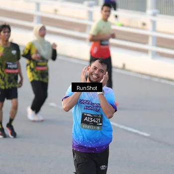 Runner Photo 6828300