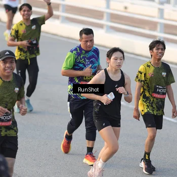 Runner Photo 6828312