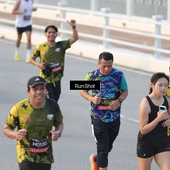 Runner Photo 6828315