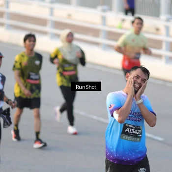 Runner Photo 6828322