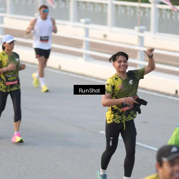 Runner Photo 6828328