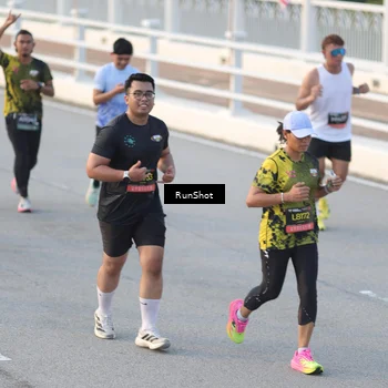 Runner Photo 6828339