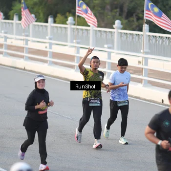 Runner Photo 6828351