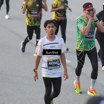 Runner Photo 6828358