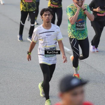 Runner Photo 6828369