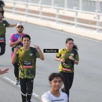 Runner Photo 6828374