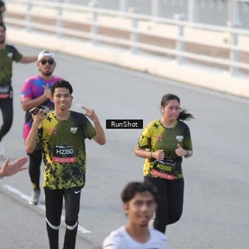 Runner Photo 6828376