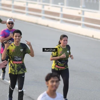 Runner Photo 6828377