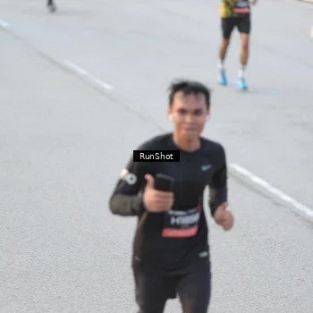 Runner Photo 6828379