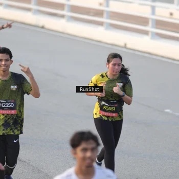 Runner Photo 6828380